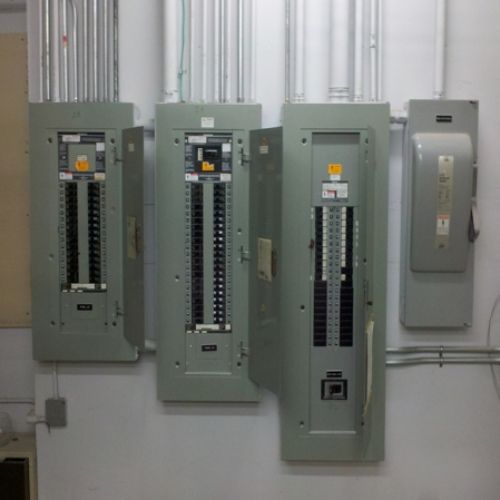 Commercial Panels Circuit Breakers Service Oak Park CA Results 2